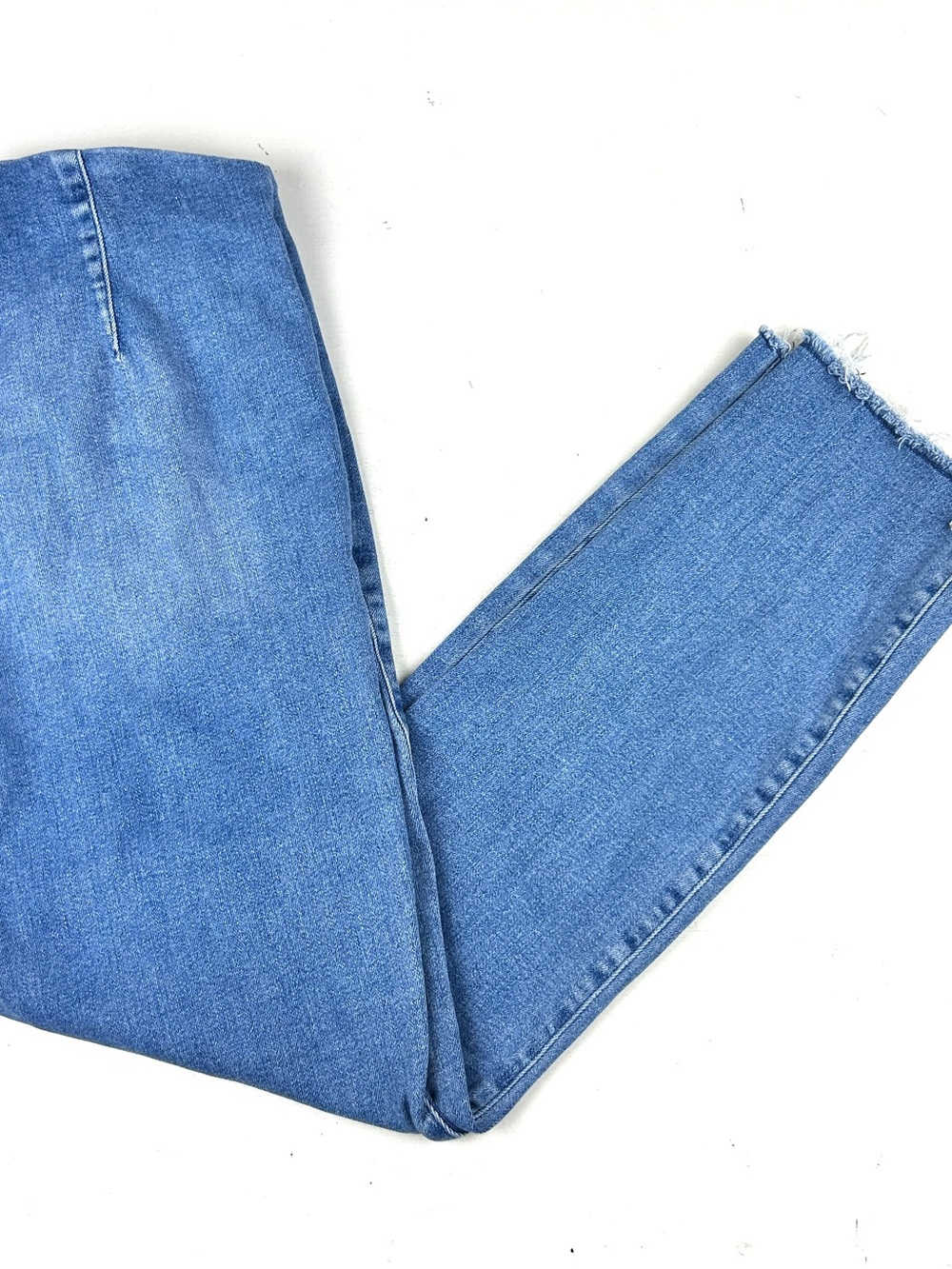 Frank & Eileen Derry Illusion 01 Pull On Jeans Women 30 Blue Cropped Raw Hem